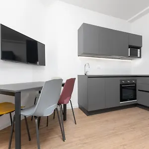 شقة Casa Da Mirabello, ميلان